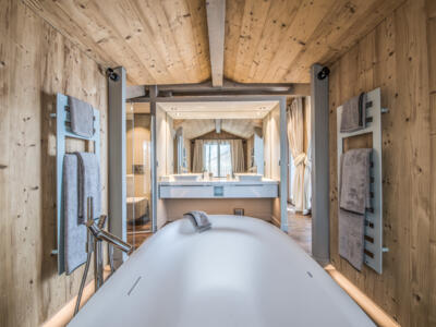 Lambris bois salle de bain