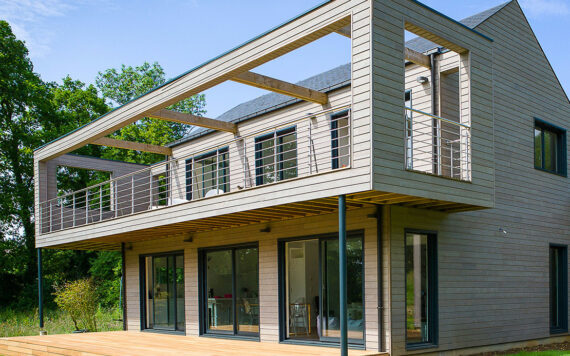 Wood cladding in Larch