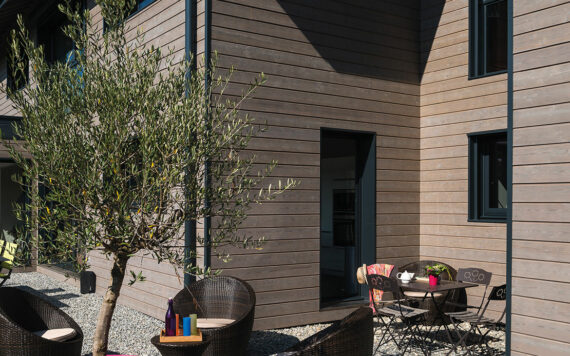 Wood cladding in Larch
