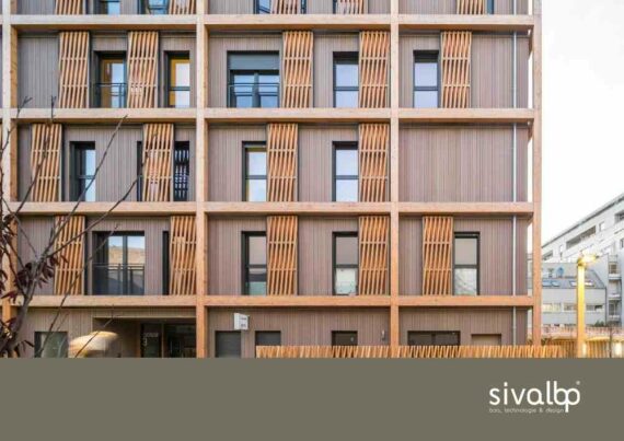 Réalisation de rénovation de façades en bardage bois pré-grisé au cœur de Paris